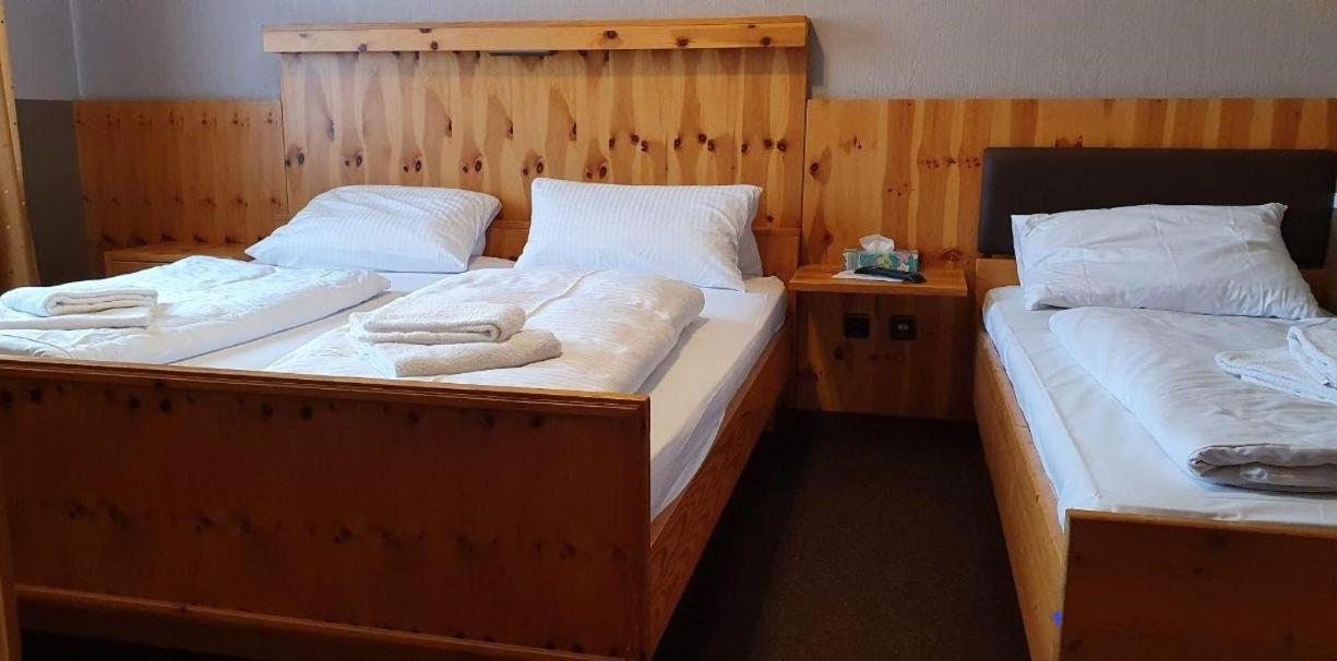 Hotel Zum Deutschen Eck Фельберт Экстерьер фото